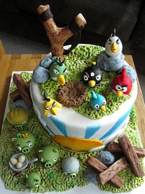 Angry Birds Cake on Angry Birds Cake